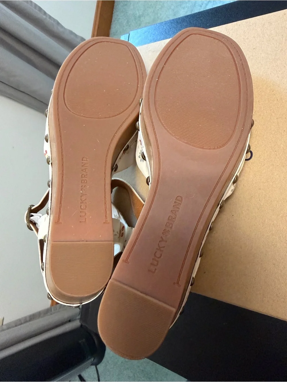 Lucky Brand Cream Floral Platform Wedge Sandals